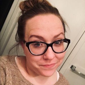 Meet your Posher, Courtney